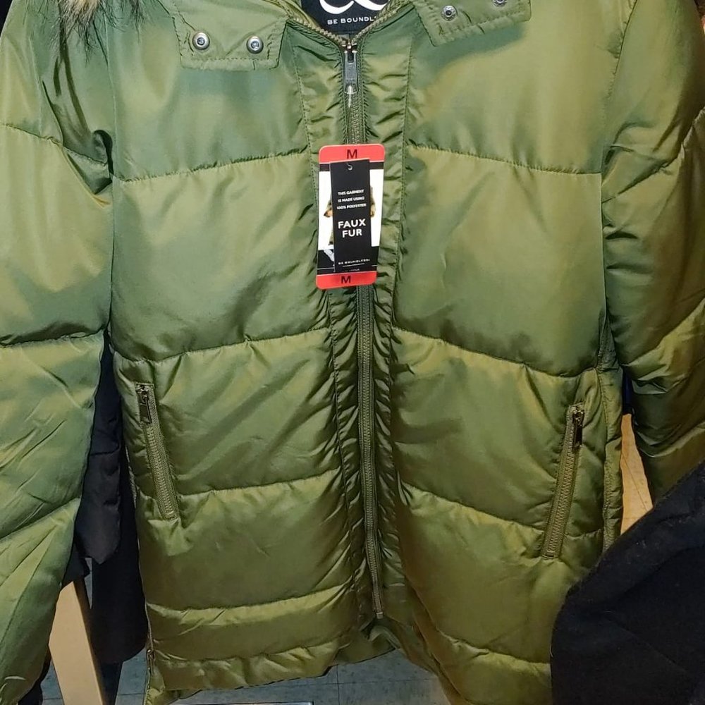 Be Boundless Womens Parka Jacket-- Olive - Picture 5 of 6